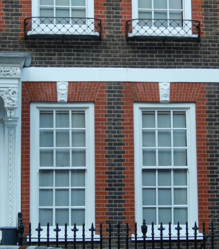 Queen-Anne-Gate-4